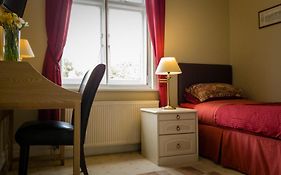 Sandfield Guest House
